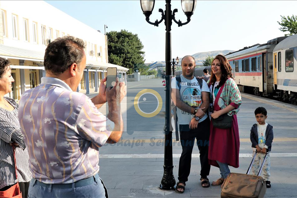 تهران به وان 16 مهاجر سیر ایرانیان