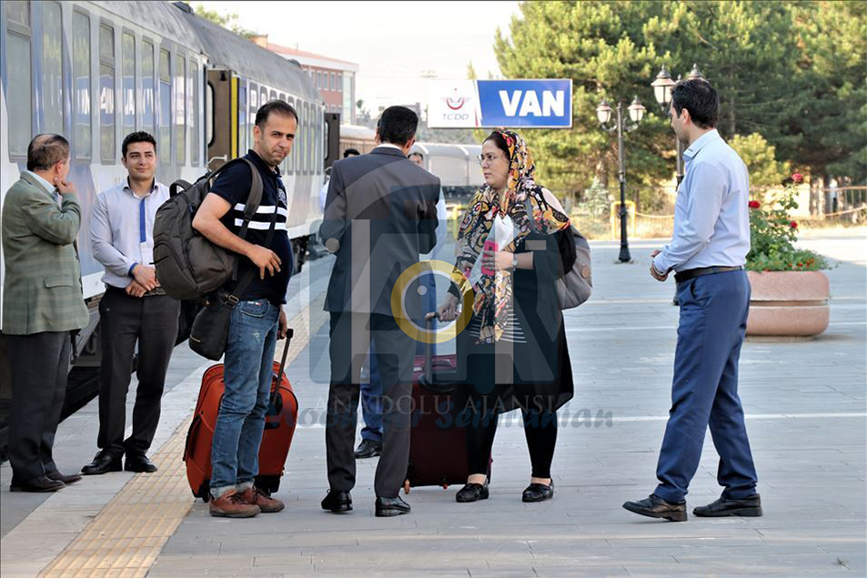 قطار تهران وان | قطار تهران به ترکیه | مهاجر سیر ایرانیان