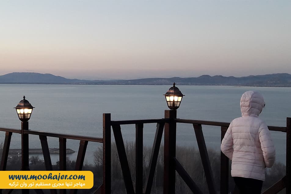 دختر25 مهاجر سیر ایرانیان