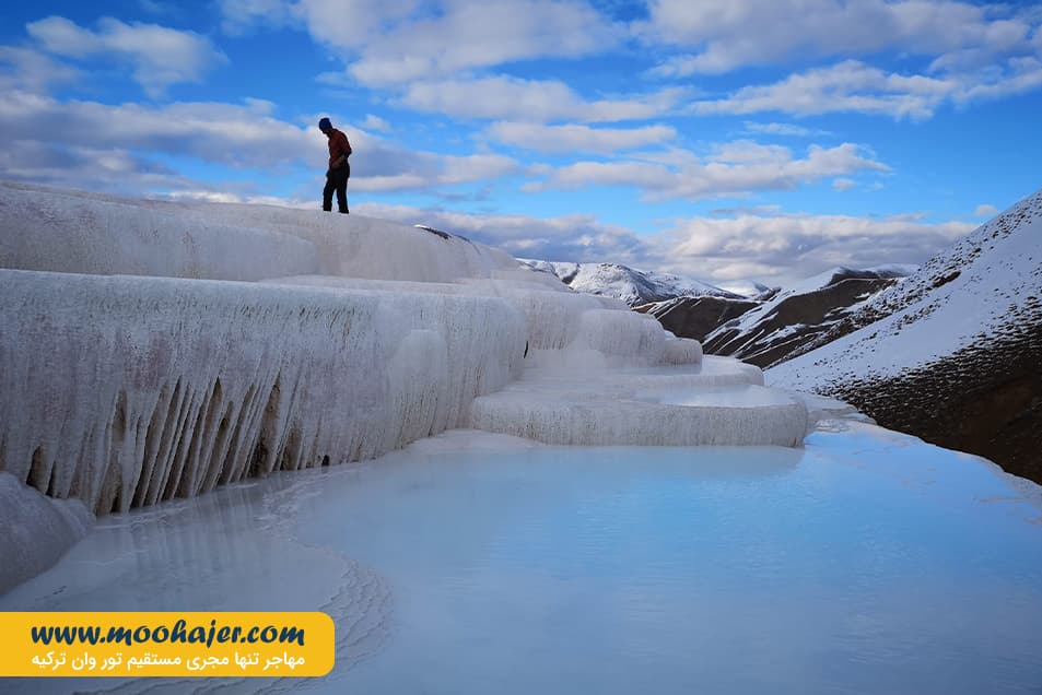 پلکانی تراورتنی وان 33 مهاجر سیر ایرانیان