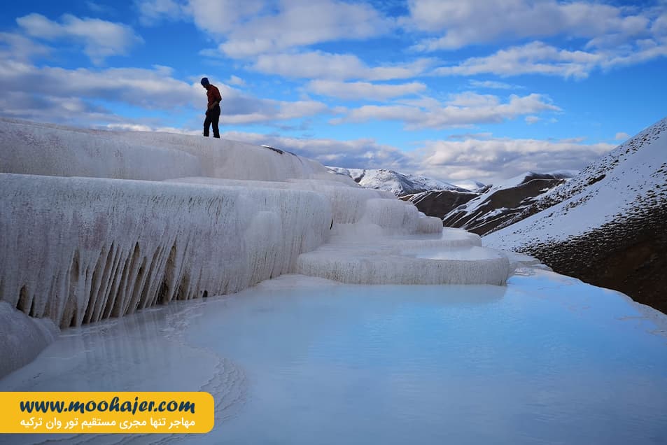 پلکانی تراورتنی وان 35 مهاجر سیر ایرانیان