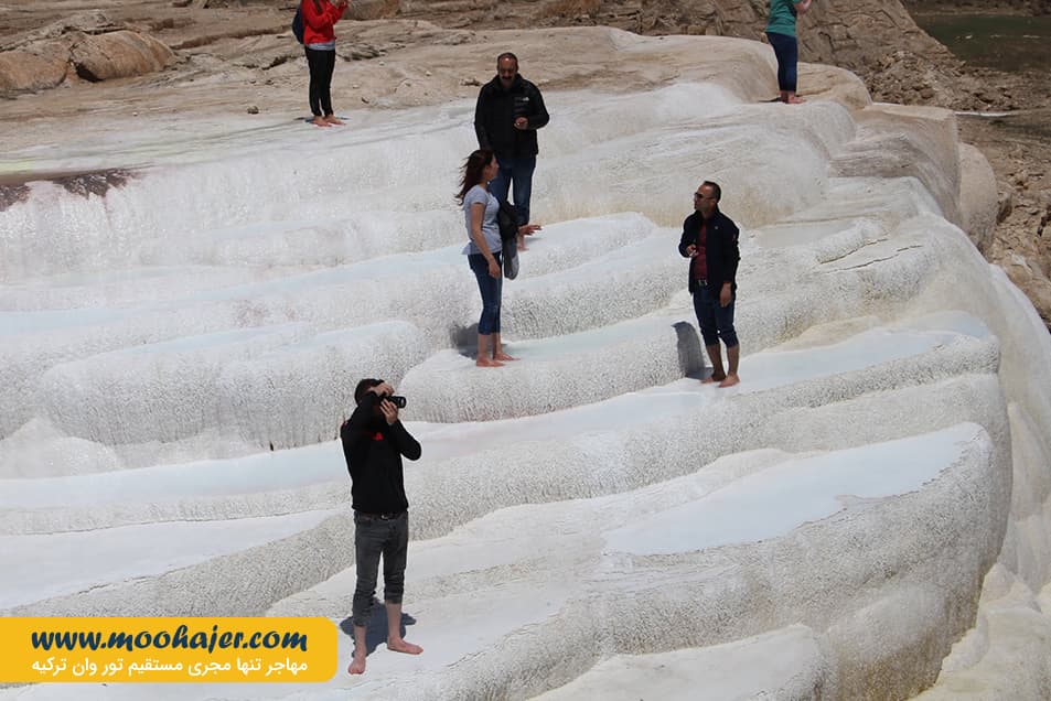 پلکانی تراورتنی وان 8 مهاجر سیر ایرانیان