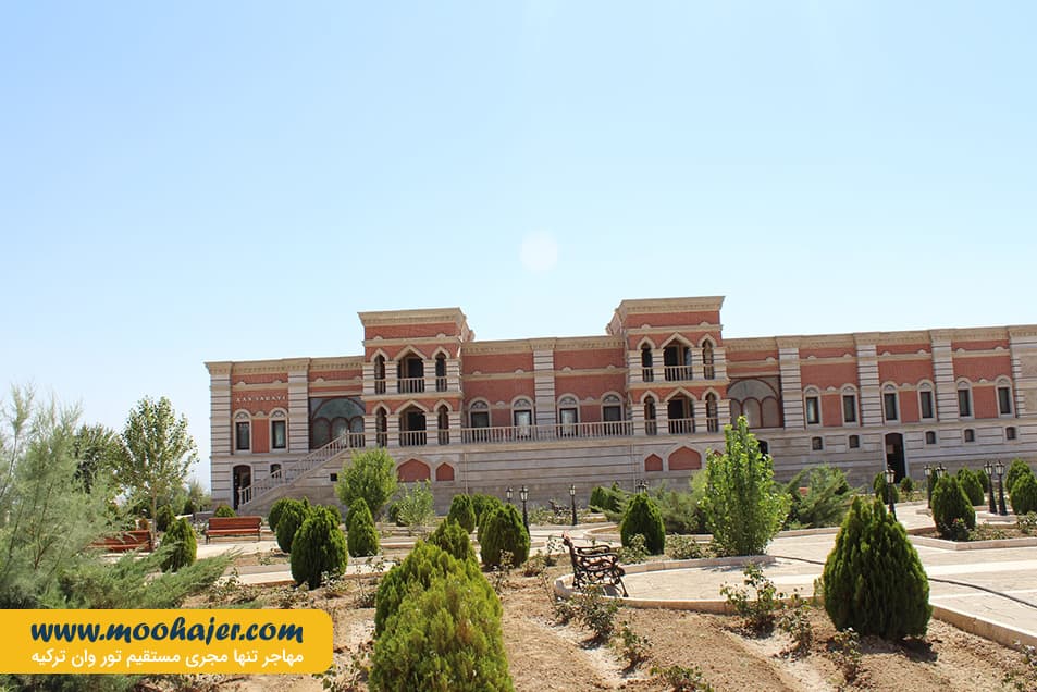 خان سارای نخجوان | The Museum of Carpets | تور نخجوان | مهاجر سیر ایرانیان