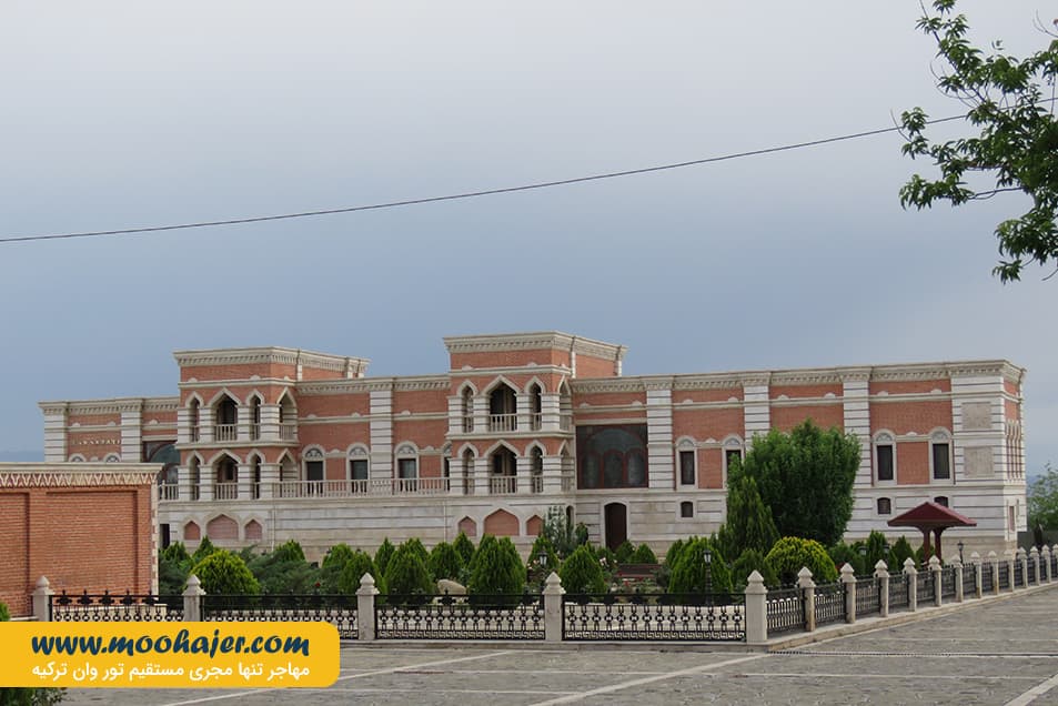 خان سارای نخجوان | The Museum of Carpets | تور نخجوان | مهاجر سیر ایرانیان